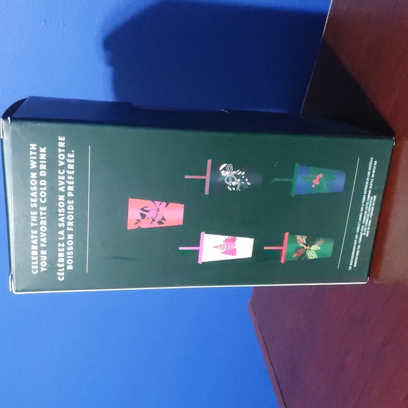 Starbucks reusable cold cup set - Picture 2 of 2